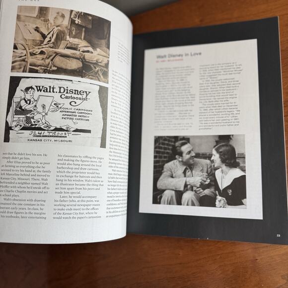 History Magazine Walt Disney 50 Years of Disney World Collectors Edition‎ 2022 - Picture 8 of 9